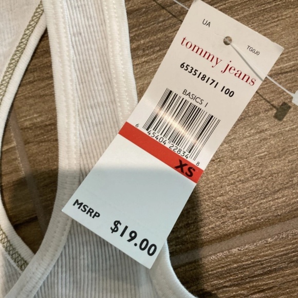 Tommy Hilfiger Jeans Womens Extra Small Shirt White Tank Top NWT XS - Picture 2 of 4